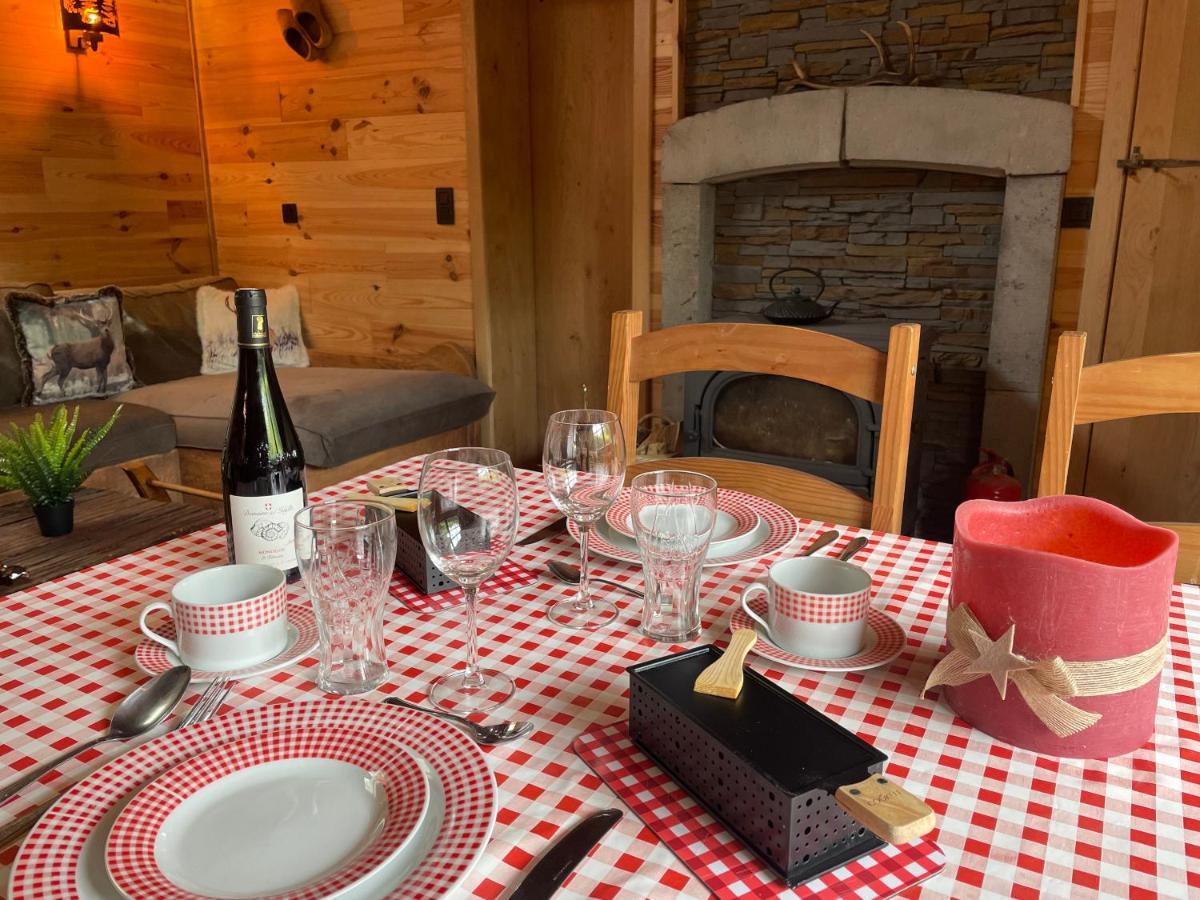 Le Chalet Du Helivy Жале Екстериор снимка